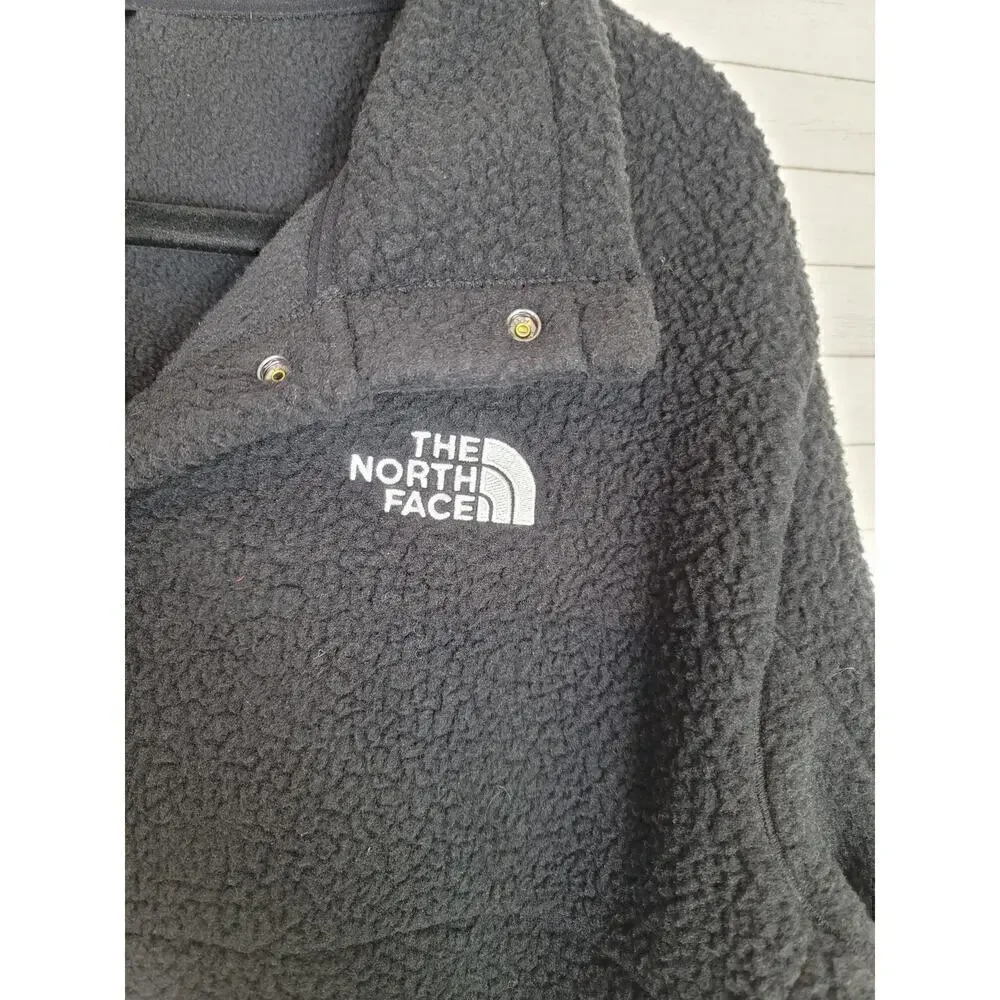 TNF Parkview 1/2 Snap Front Peak Sherpa Pullover in Black/Asphalt Gray, sz L